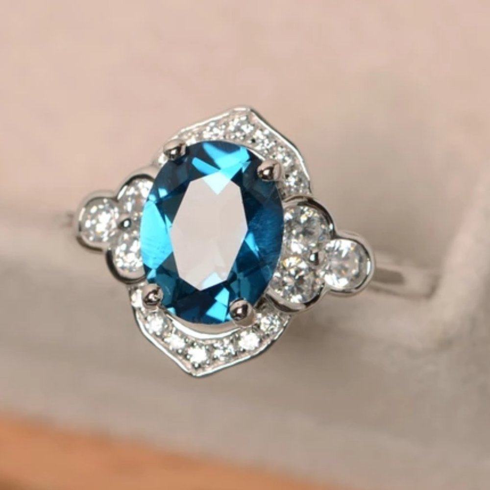 Noble Jewelry Oval Pure Blue Zircon Elegant Rings For Women, Pd312